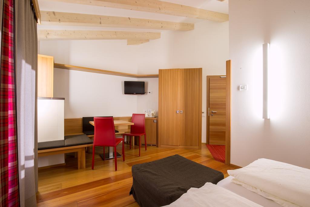 Hotel Al Cervo Tesero Exterior photo